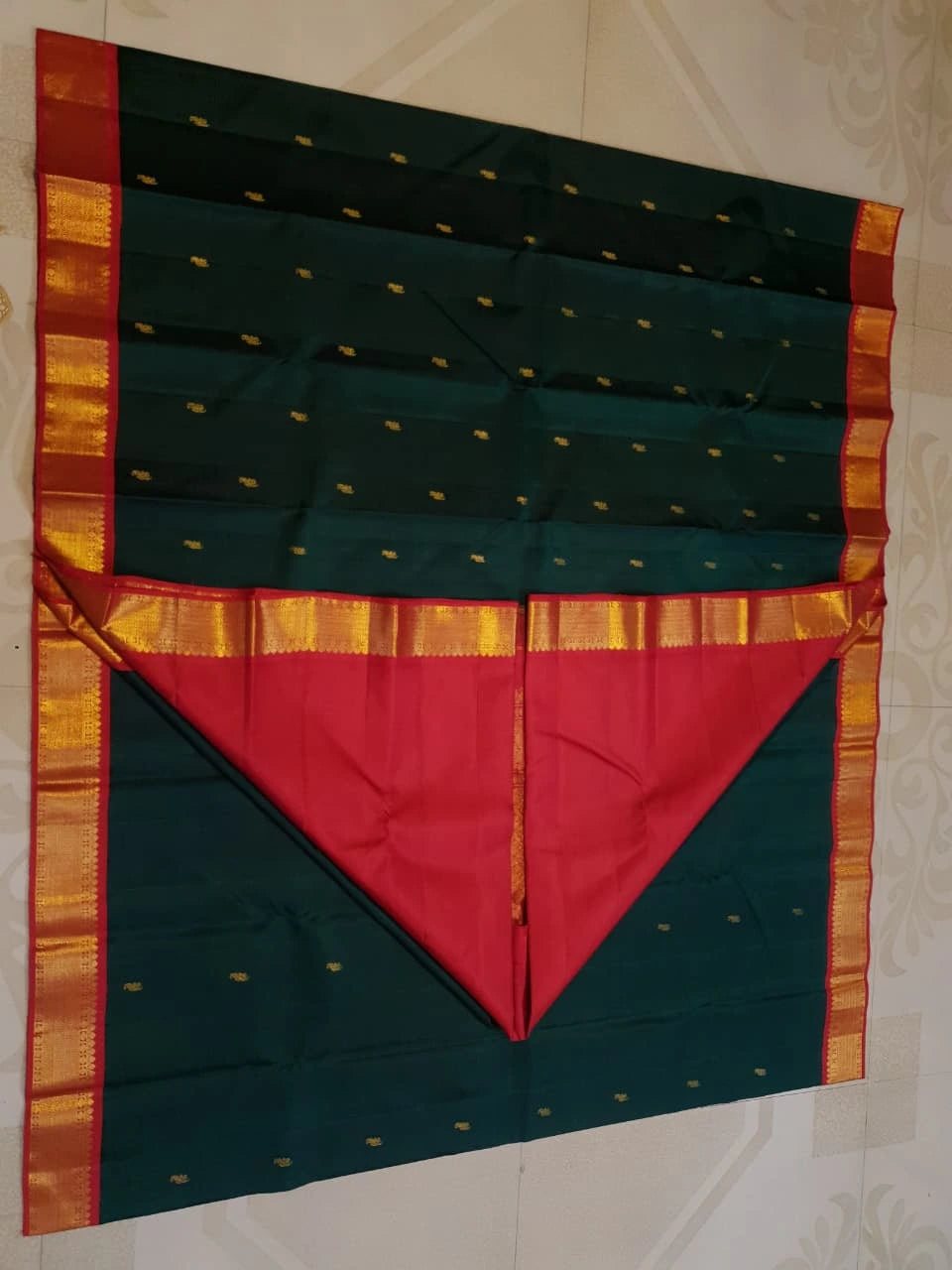 2 Gram Pure Zari Korvai Kanjivaram Silk Saree in Deep Bottle Green with Red Border & | Silkmark Certified