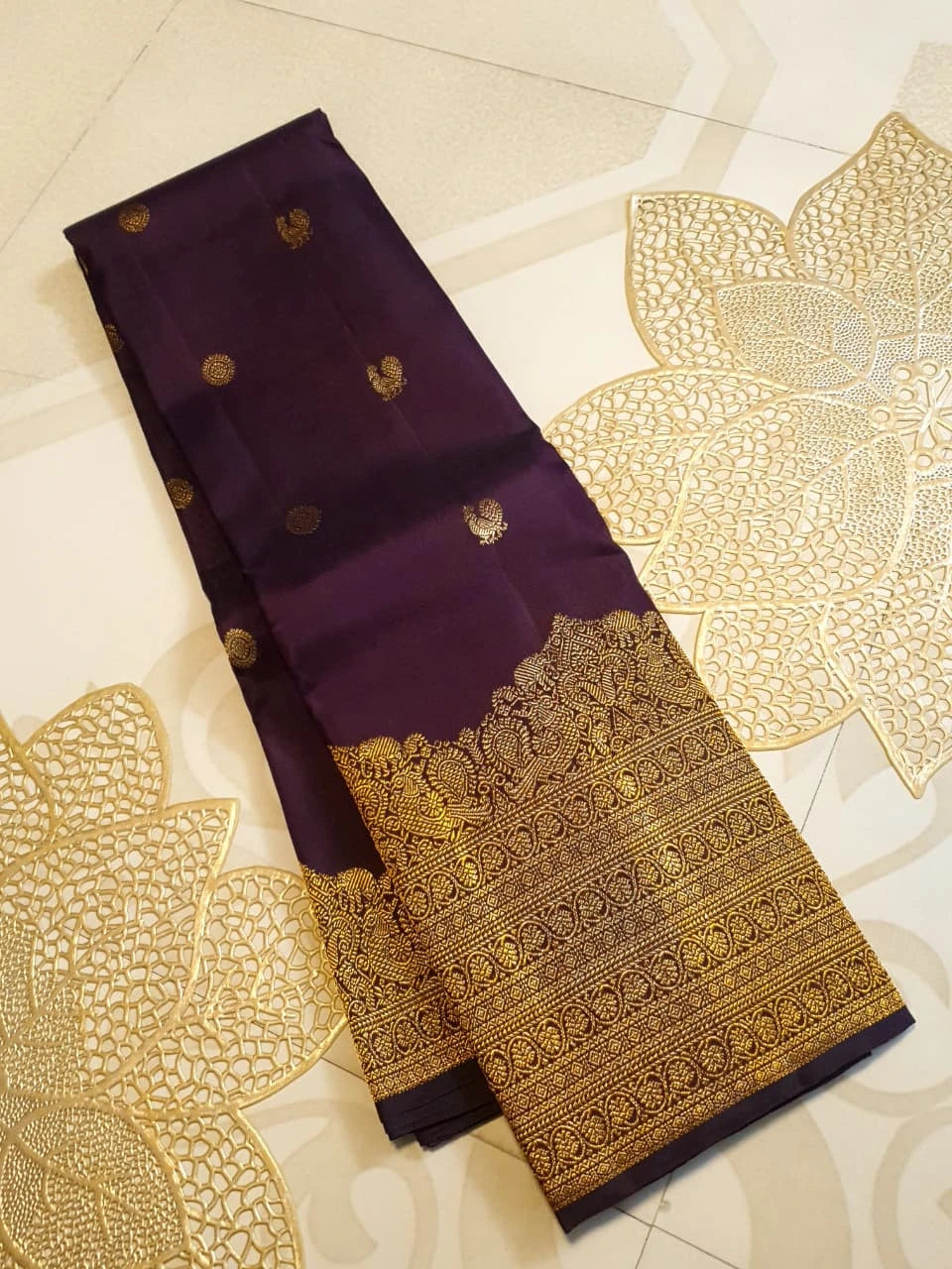 2G Pure Kanjivaram Silk Saree in Deep Wine Purple with Rich Gold Zari Floral Border & Traditional Butta | Silkmark Certified