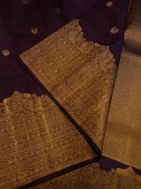 2G Pure Kanjivaram Silk Saree in Deep Wine Purple with Rich Gold Zari Floral Border & Traditional Butta | Silkmark Certified