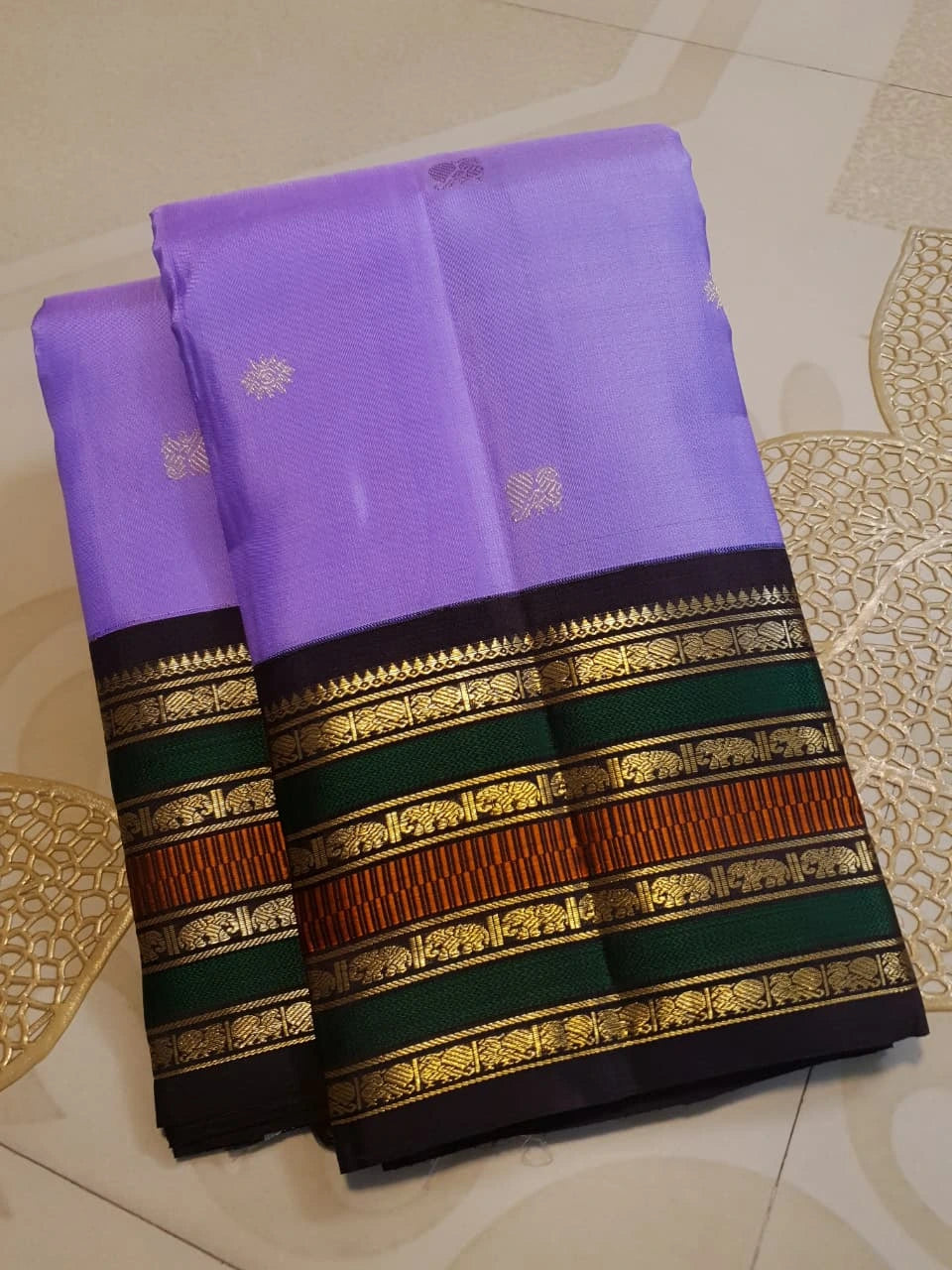 2G Pure Korvai Kanjivaram Silk Saree in Purple with Black & Gold Zari Elephant Border & Peacock Butta | Prahla Silks