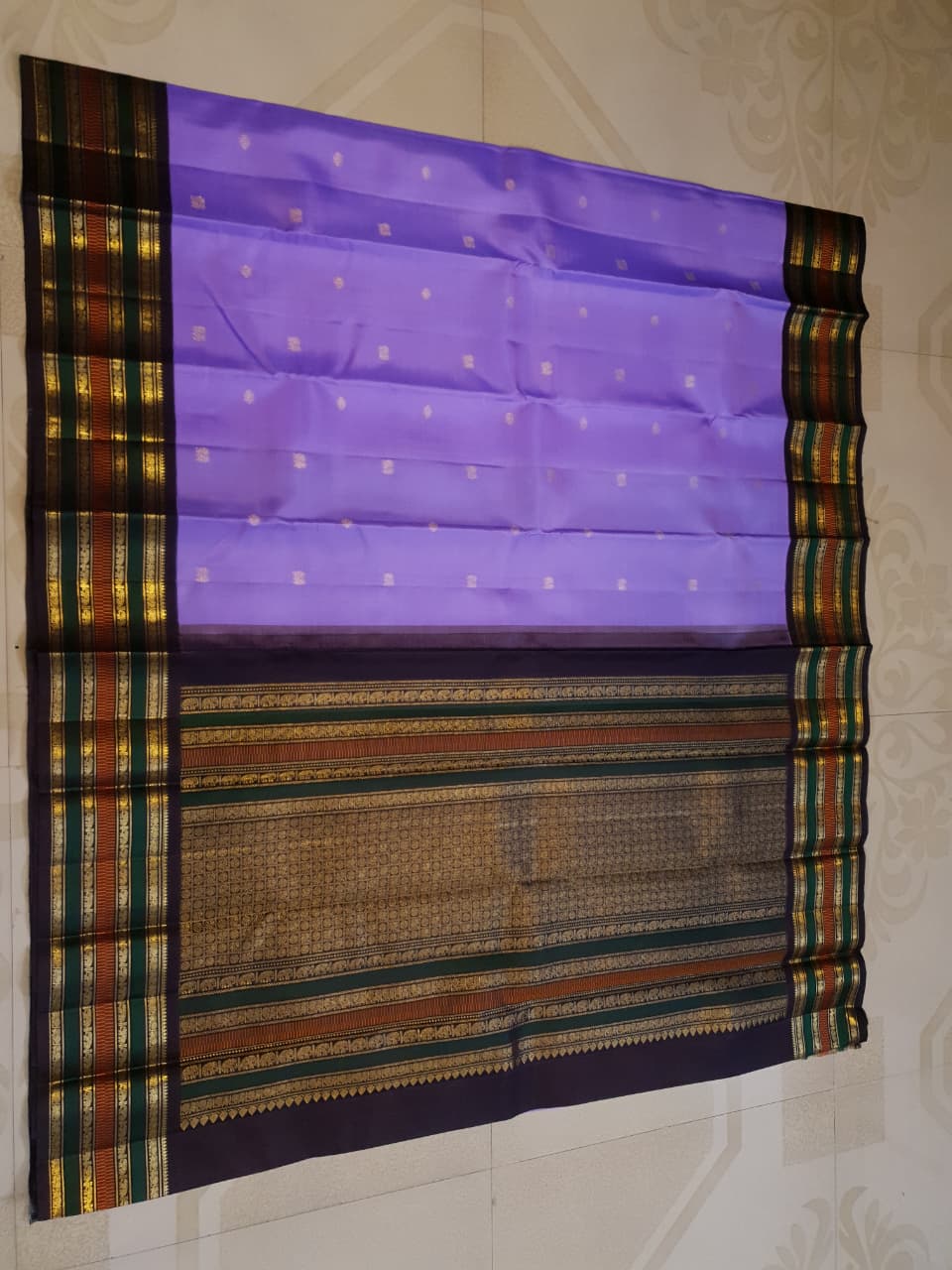 2G Pure Korvai Kanjivaram Silk Saree in Purple with Black & Gold Zari Elephant Border & Peacock Butta | Prahla Silks