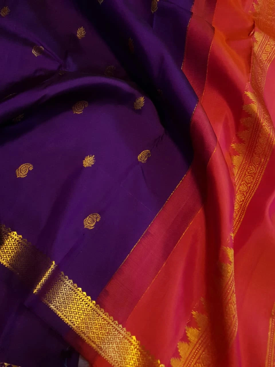 2G Purple Kanjivaram Silk Saree with Gold Zari Border & Coral Pink Pallu