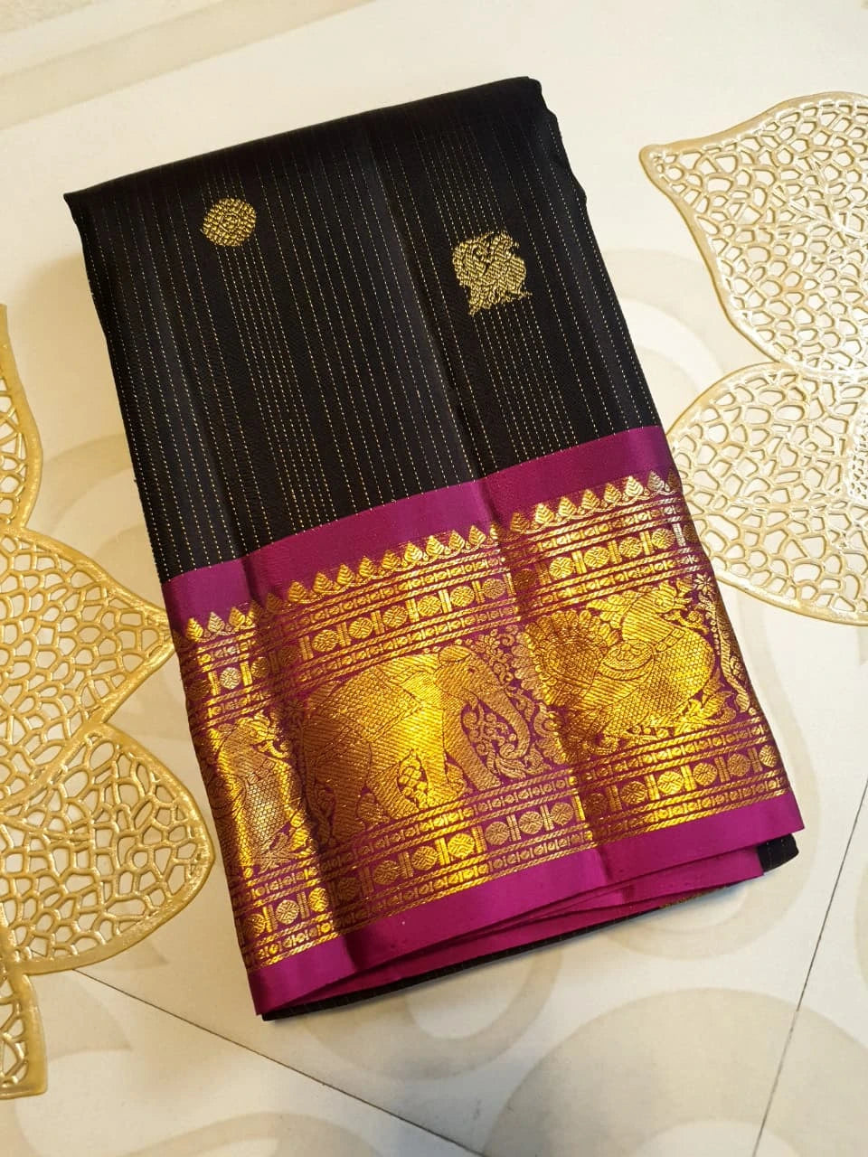 2G Pure Black Korvai Kanjivaram Silk Saree with Magenta Border | Silk Mark Certified