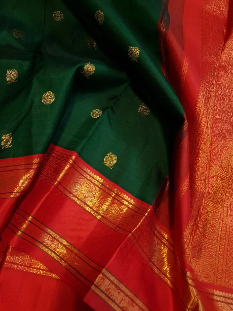 2G Pure Korvai  Kanjivaram Silk Saree in Deep Green with Rich Red & Antique Gold Zari Border and Peacock Butta  | Silkmark Certified