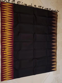 2G Pure Black & Maroon Kanjivaram Silk Saree with Zig-Zag Pure Zari Border
