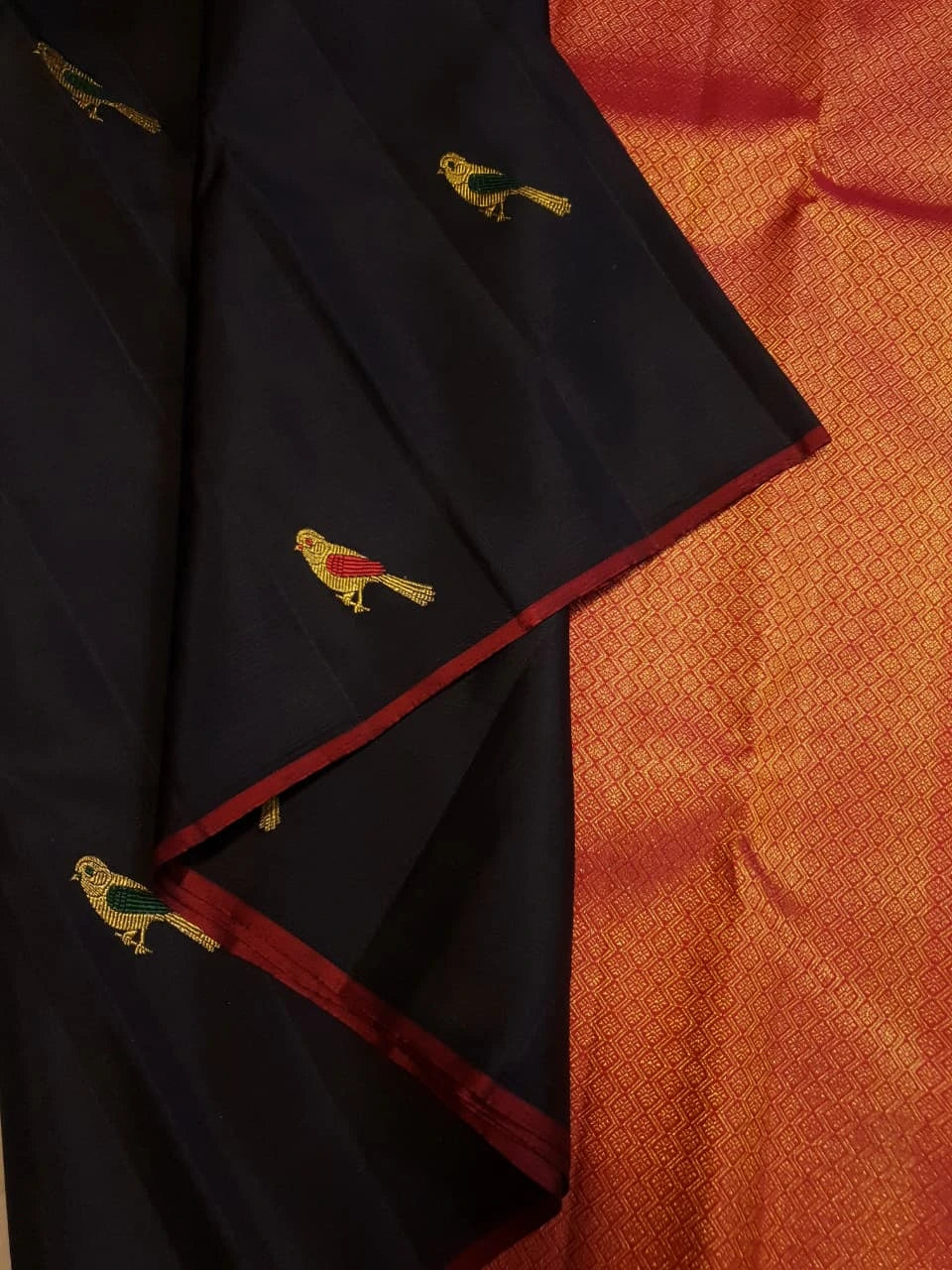 2G Pure  Kanjivaram Silk Saree in Black with Multicolour Bird Butta & Red Border | Silkmark Certified