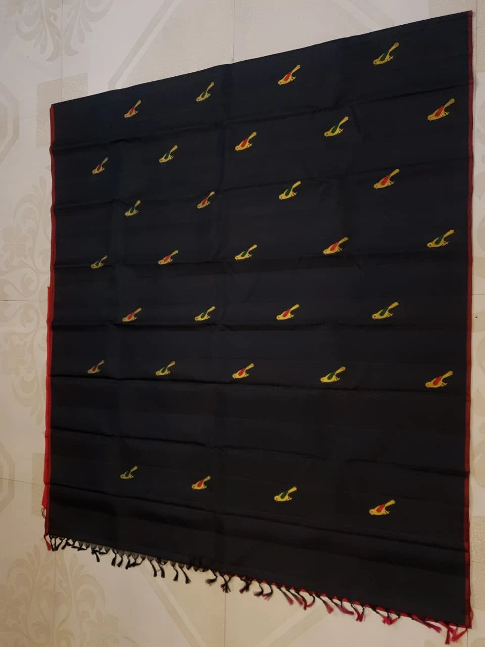 2G Pure  Kanjivaram Silk Saree in Black with Multicolour Bird Butta & Red Border | Silkmark Certified