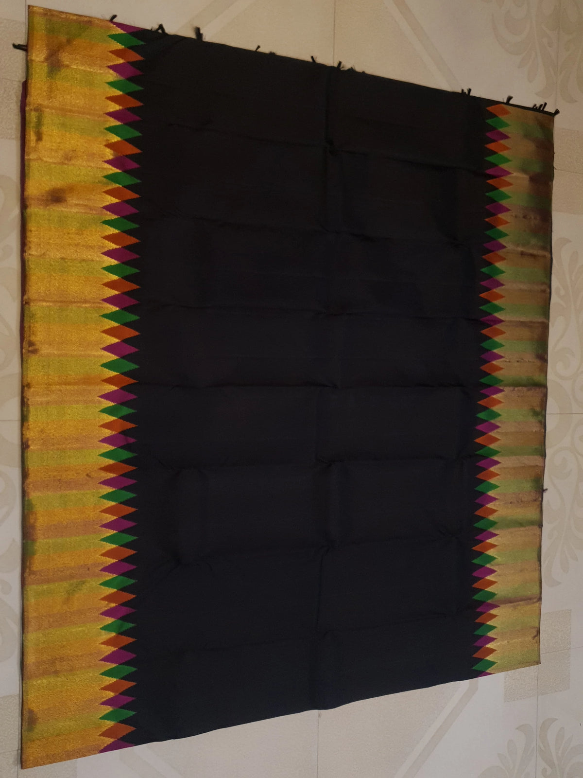 2G Black Kanjivaram Silk Saree with Multicolour Zari Border
