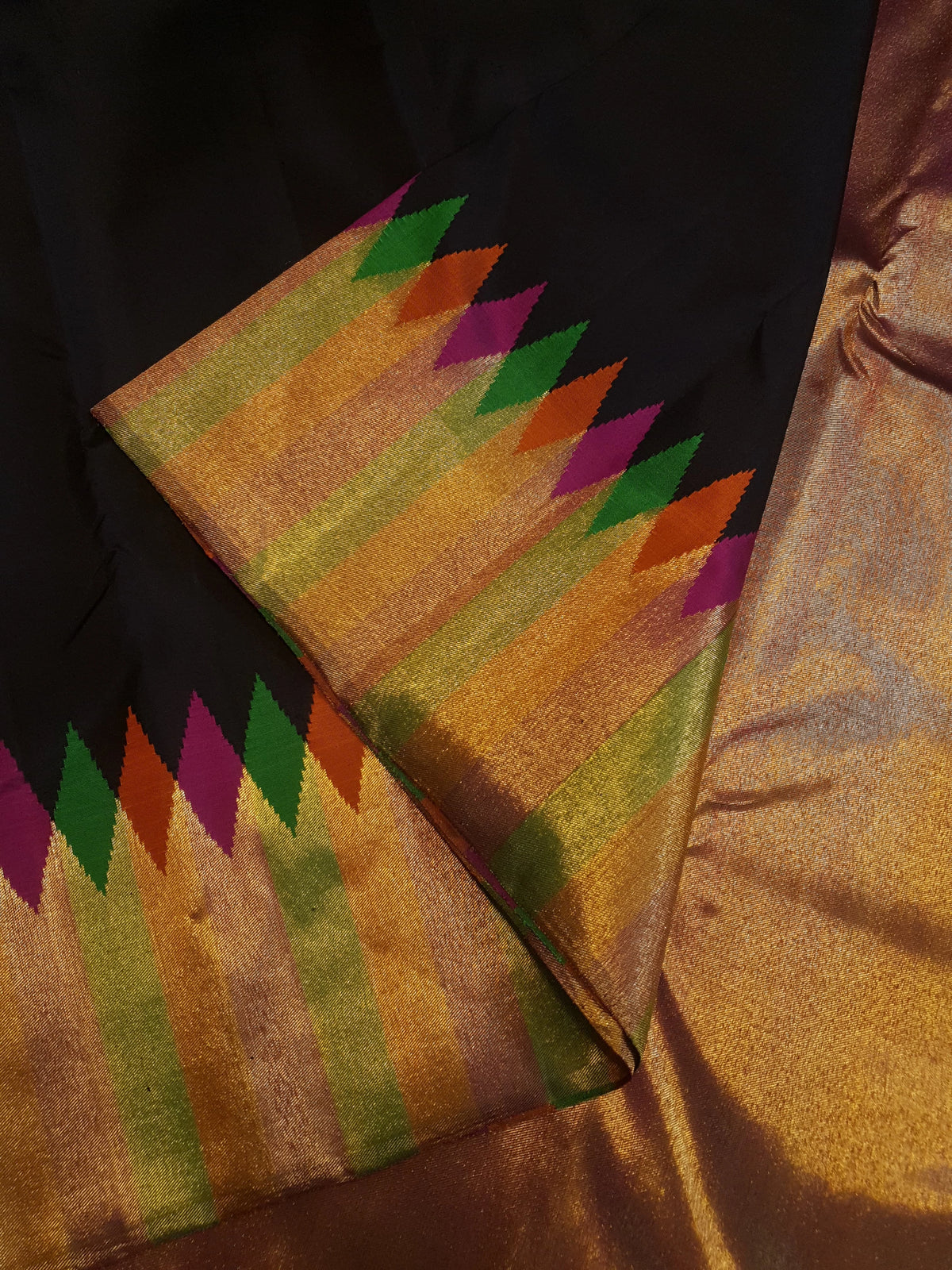 2G Black Kanjivaram Silk Saree with Multicolour Zari Border