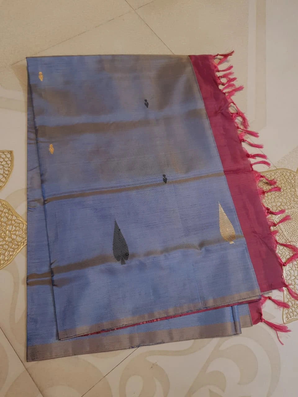 Banana Pith Handloom Silk Saree - Blue Grey