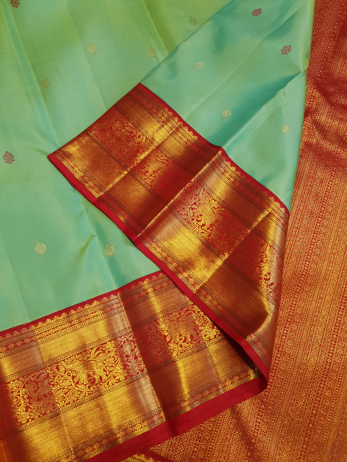 2G Pure Mint Green Korvai  Kanjivaram Silk Saree with Red Border