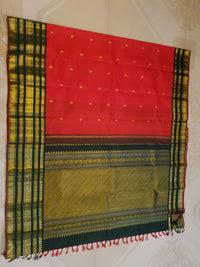 2G Pure Red & Bottle Green Korvai Kanjivaram Silk Saree