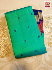 3Gram Pure Zari Kanjivaram Silk Saree in Rexona Green with Magenta & Navy Blue Border, Rich Gold Zari Pallu & Traditional Motifs | Zari Certified & Silkmark Certified