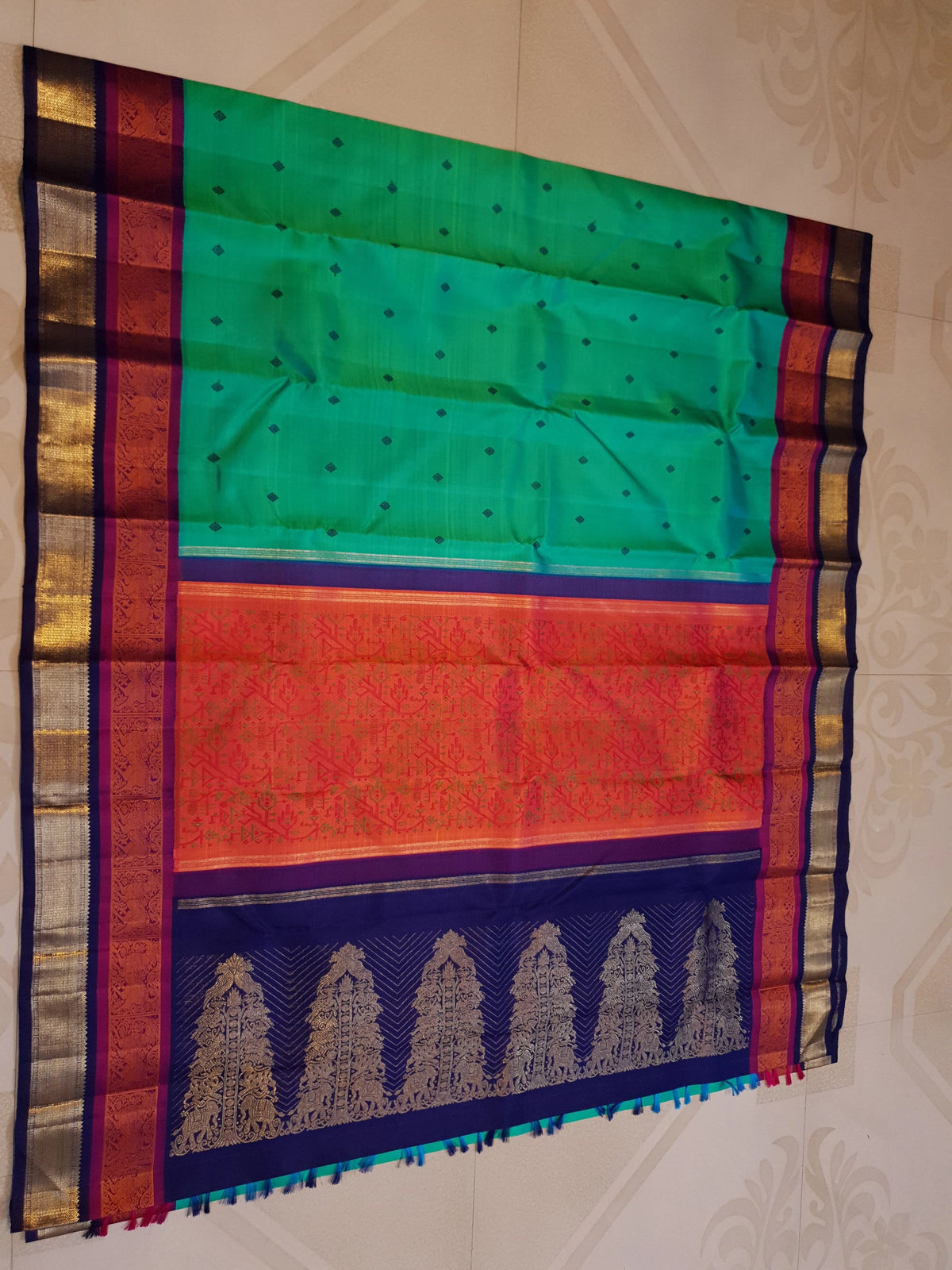 3Gram Pure Zari Kanjivaram Silk Saree in Rexona Green with Magenta & Navy Blue Border, Rich Gold Zari Pallu & Traditional Motifs | Zari Certified & Silkmark Certified