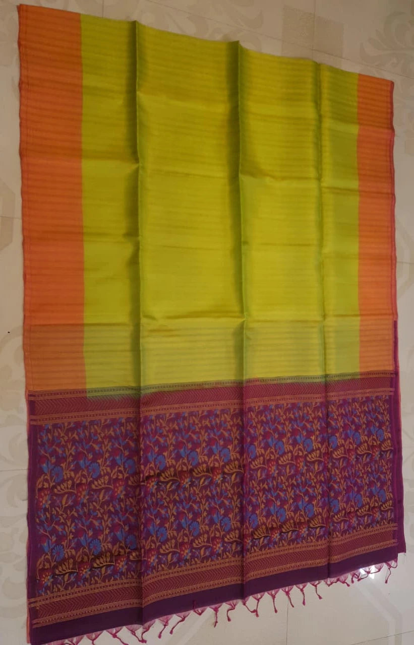 Elegant Kanchi Soft Silk Saree with Plain Border & Exclusive Floral Pallu | Silkmark Certified - Green