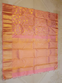 2G Pure Kanjivaram Silk Saree in Peach Pink with Geometric Gold Zari  Border & Rich Gold Zari Pallu | Silkmark Certified