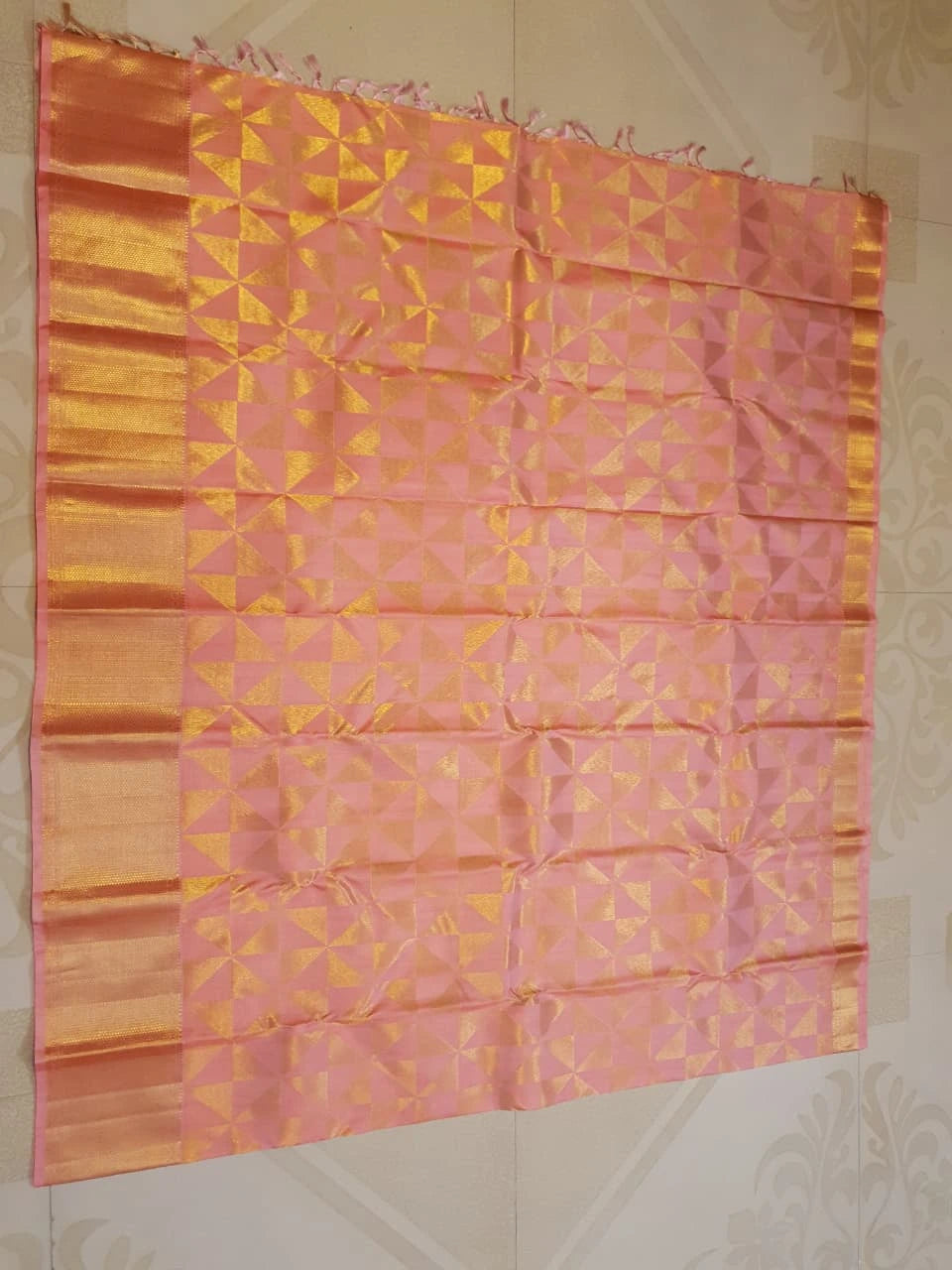 2G Pure Kanjivaram Silk Saree in Peach Pink with Geometric Gold Zari  Border & Rich Gold Zari Pallu | Silkmark Certified