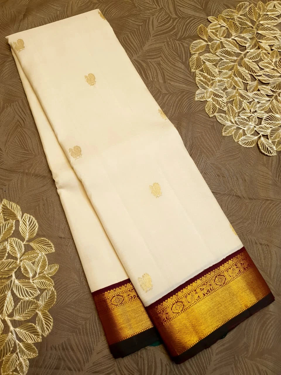 2G Pure Kanjivaram Silk Saree in Cream with Rich Maroon & Gold Zari Peacock Border | Silkmark Certified