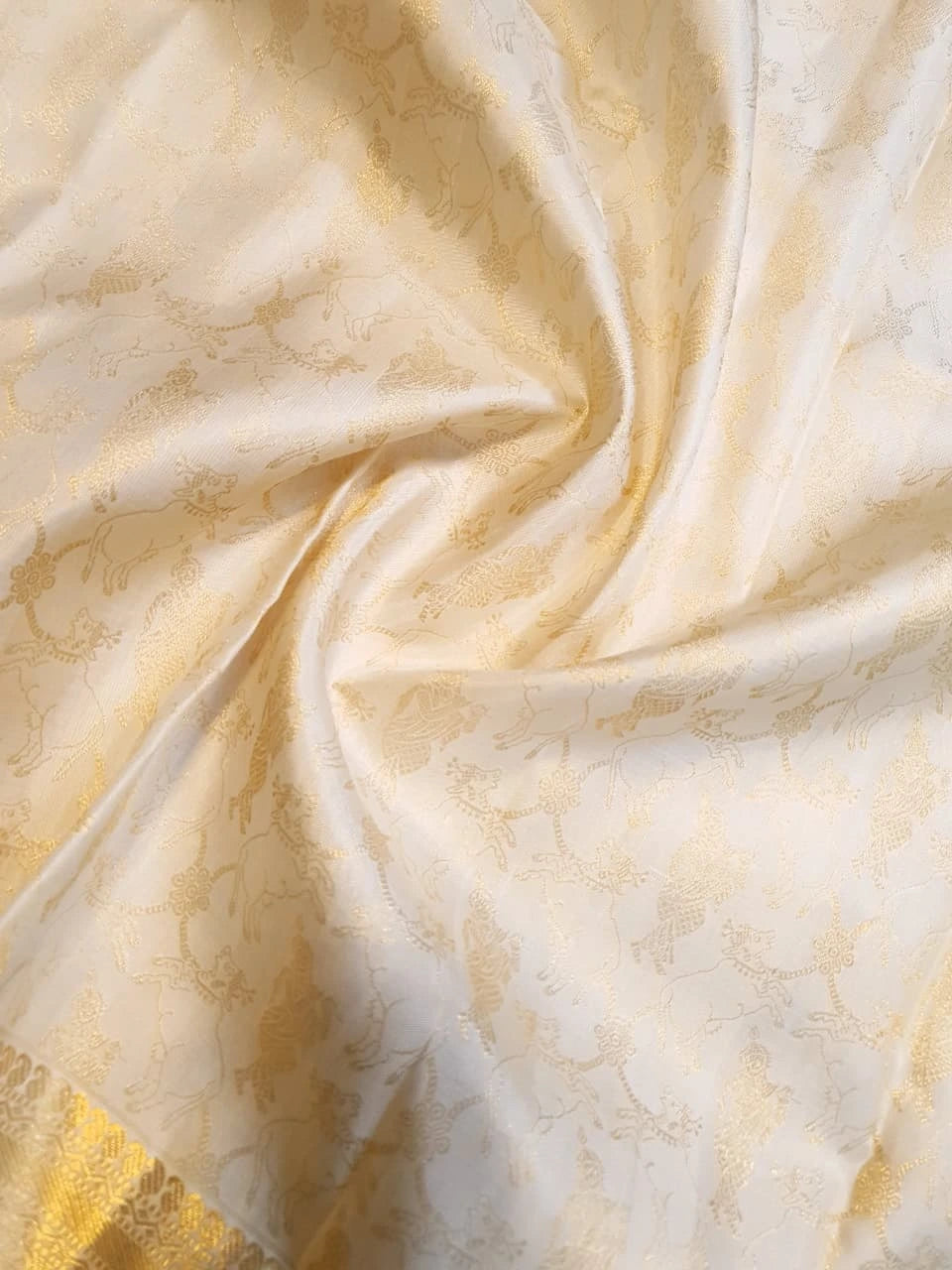 2 Gram Pure Kanjivaram Silk Saree in Cream with Rich Gold Zari Floral Motifs, Broad Zari Border & Traditional Lord Krishna Pallu | Silkmark Certified