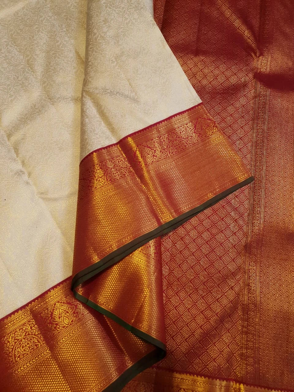 2G Ivory Korvai  Kanjivaram Silk Saree with Rust Maroon Zari Border and Rich Floral Brocade Pallu | Silkmark Certified