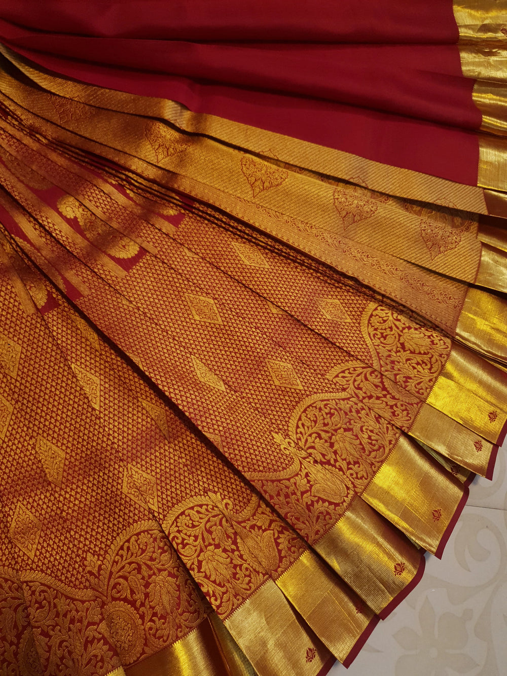 2G Pure Kanjivaram Silk Saree in Deep Maroon with Rich Gold Brocade Floral Paisley Pallu and Traditional Motifs | Silkmark Certified
