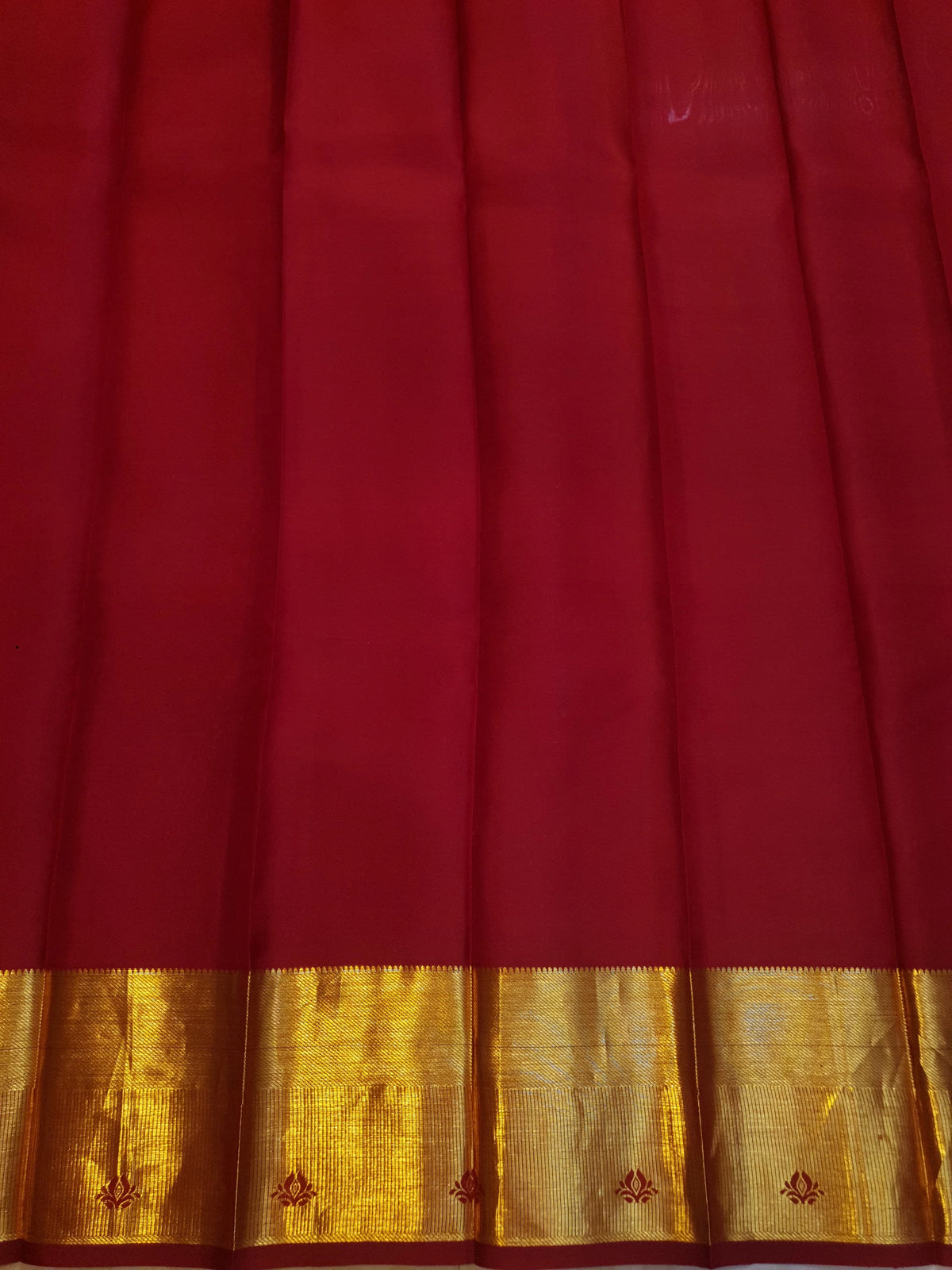 2G Pure Kanjivaram Silk Saree in Deep Maroon with Rich Gold Brocade Floral Paisley Pallu and Traditional Motifs | Silkmark Certified
