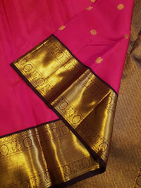 2G Pure Korvai  Kanjivaram Silk Saree in Rani Pink with Brown Antique Gold Zari Peacock Butta Border and Buttas | Silkmark Certified