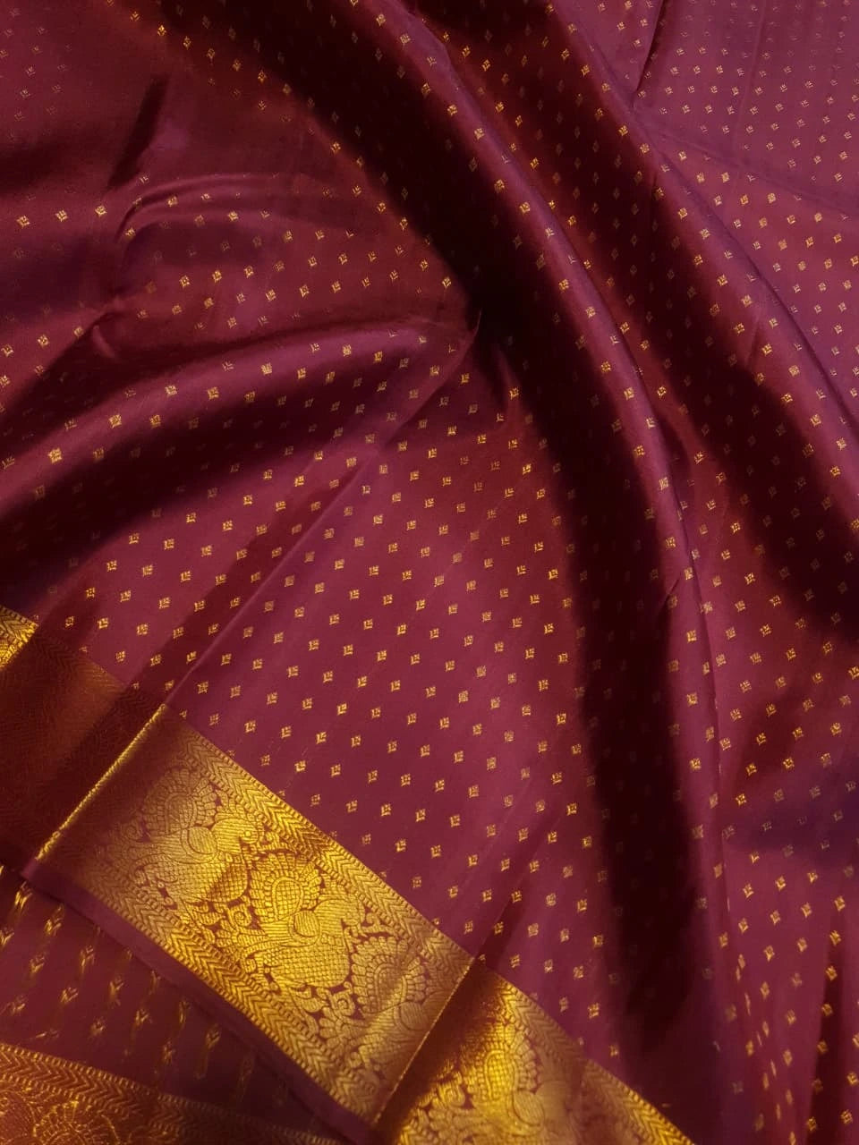 2G Pure Kanjivaram Silk Saree in Deep Maroon with All-Over Gold Zari Buttas and Traditional Peacock Zari Border | Silkmark Certified