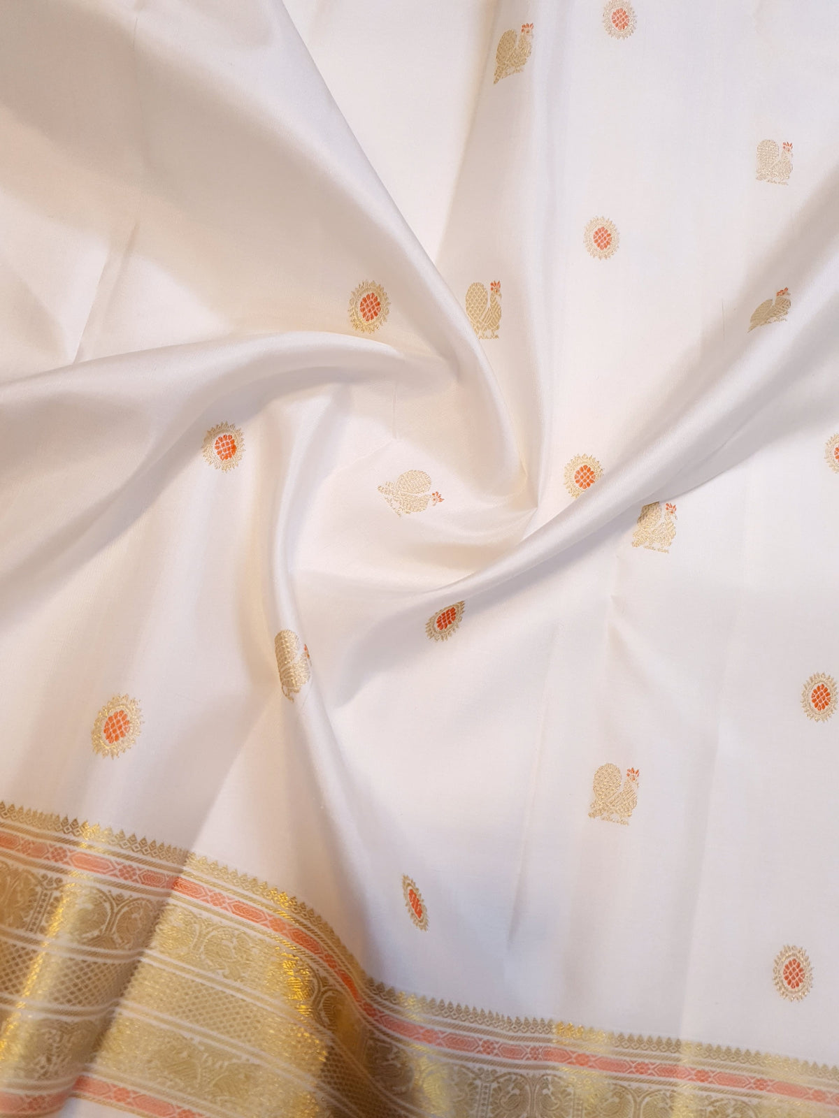 2G Pure Kanjivaram Silk Saree in Off-White with Peach Accents and Peacock Buttas with Rich Gold Zari Border | Silkmark Certified