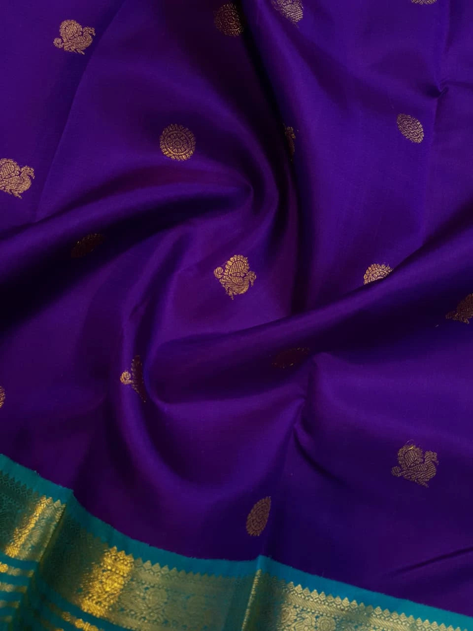 2G Pure Korvai Kanjivaram Silk Saree in Rich Purple with Turquoise Blue Peacock Border and Peacock Butta | Silkmark Certified