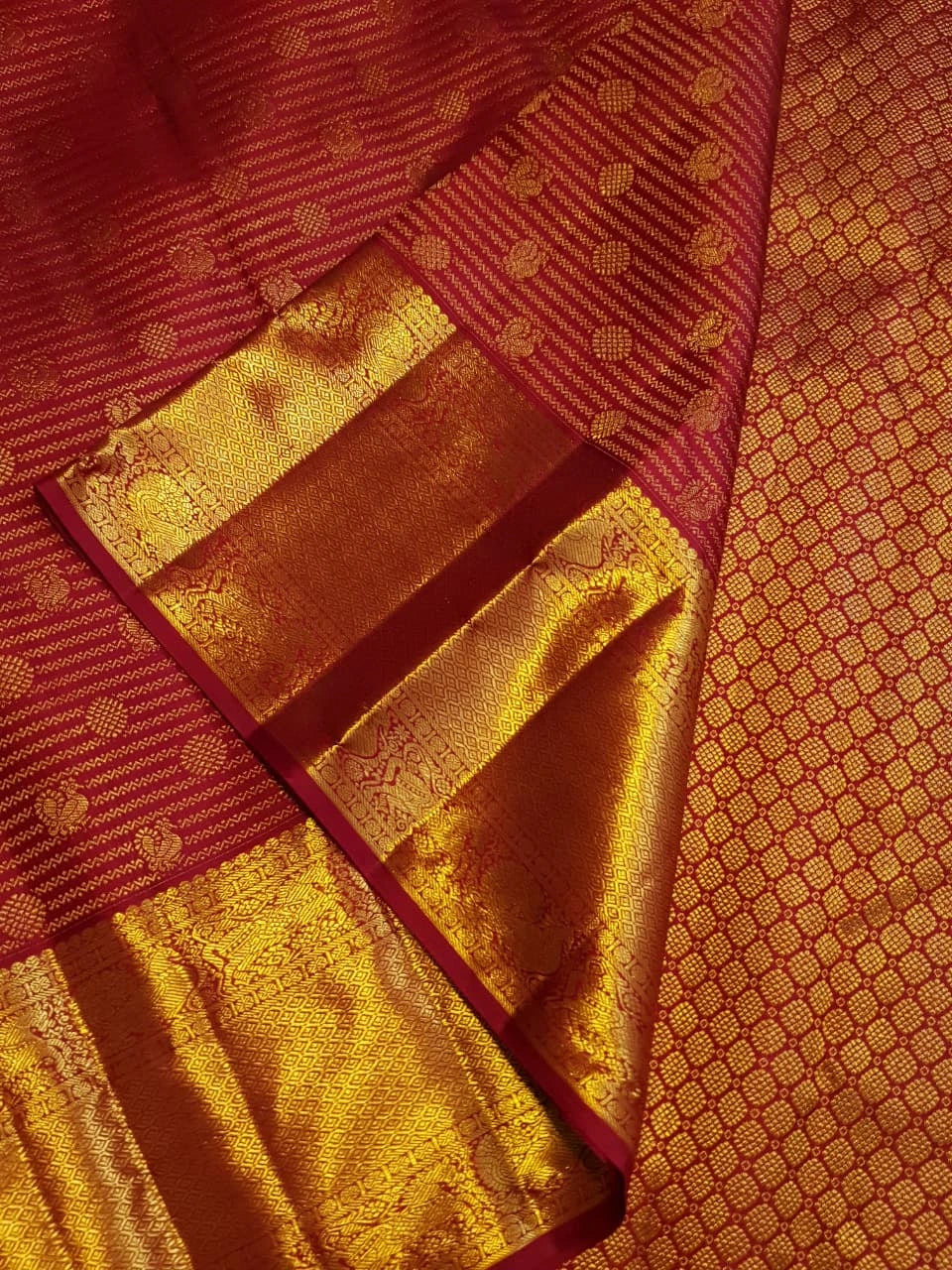 2G Pure Kanjivaram Silk Saree in Maroon Red with Rich Gold Zari Peacock Border and Traditional Buttas | Silkmark Certified