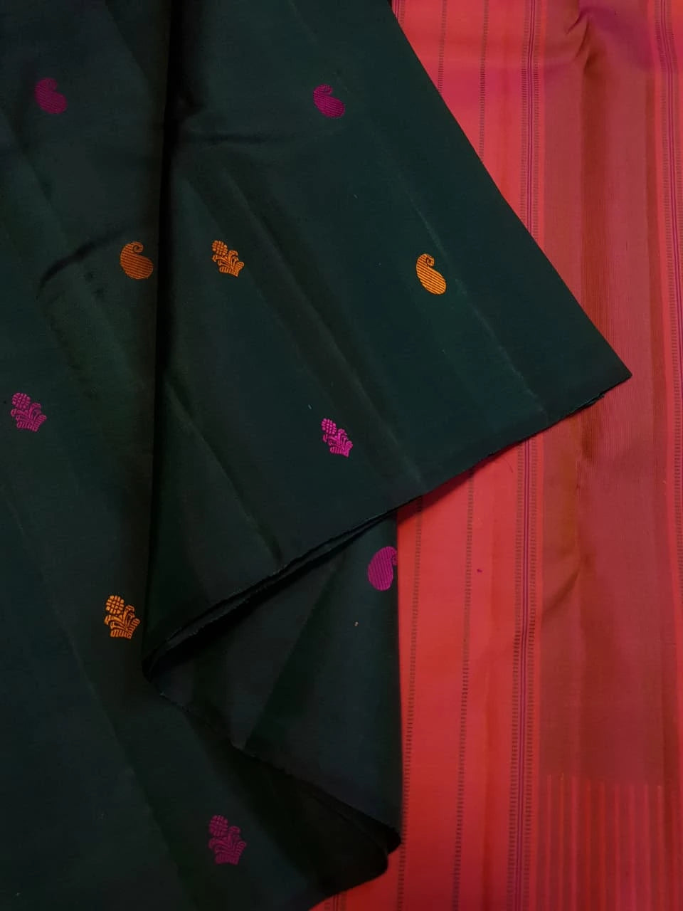 2G Pure Kanjivaram Silk Saree in Dark Green with Multicolour Buttas & Contrast Red Pallu | Silkmark Certified