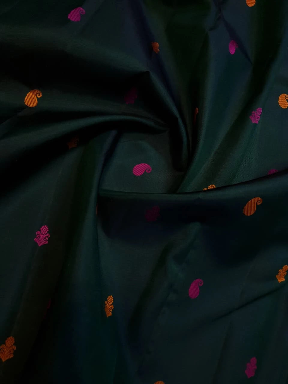 2G Pure Kanjivaram Silk Saree in Dark Green with Multicolour Buttas & Contrast Red Pallu | Silkmark Certified