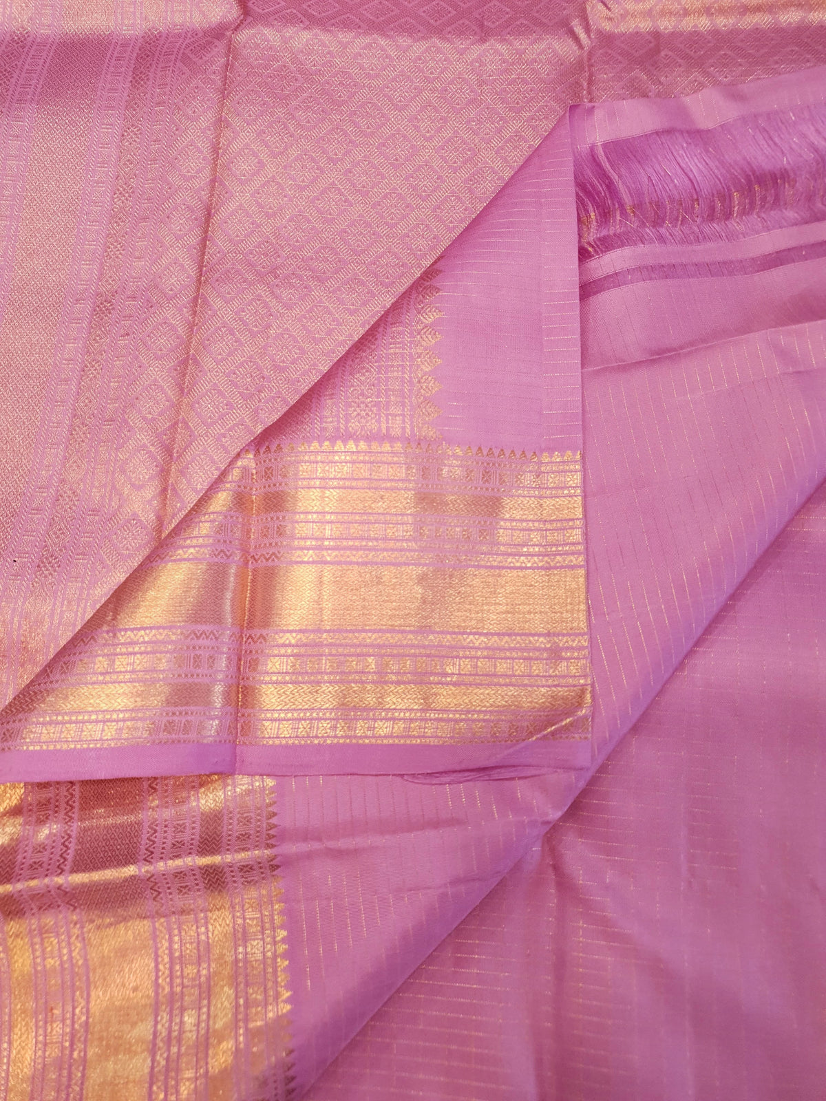 2G Pure Kanjivaram Silk Saree in Lavender Pink with Gold Peacock Buttas & Rich Zari Border | Silkmark Certified