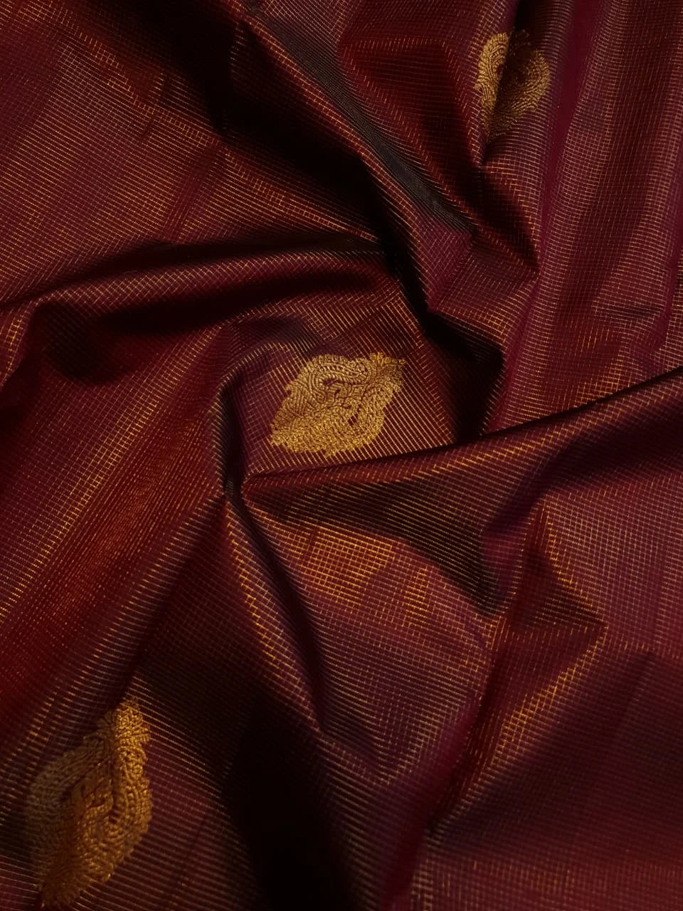 2G Pure Kanjivaram Silk Saree in Rich Maroon with Gold Zari Buttas & Broad Traditional Zari Border | Silkmark Certified
