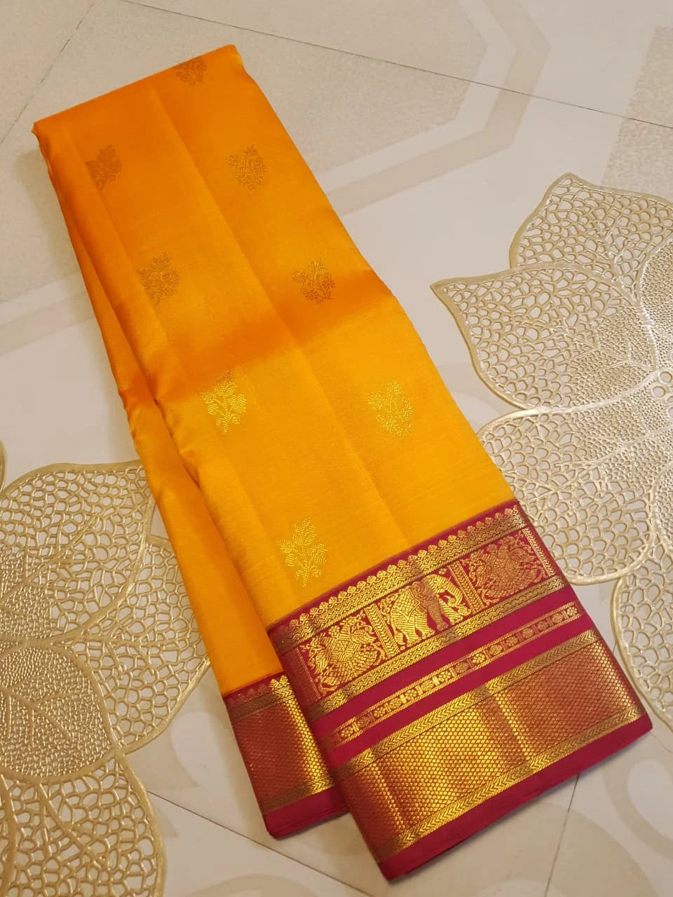 2G Pure Kanjivaram Silk Saree in Mango Yellow with Floral Buttas & Maroon Elephant Zari Border | SILKMARK Certified