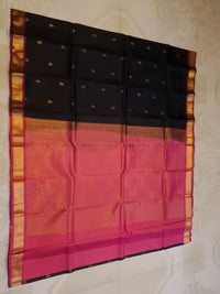Lightweight Kanjivaram Silk Saree with Rich Pallu & Blouse | Perfect for Gifting | Traditional Silk Saree - Black