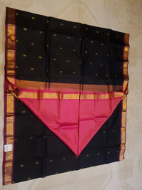 Lightweight Kanjivaram Silk Saree with Rich Pallu & Blouse | Perfect for Gifting | Traditional Silk Saree - Black