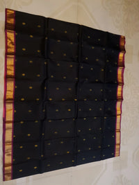 Lightweight Kanjivaram Silk Saree with Rich Pallu & Blouse | Perfect for Gifting | Traditional Silk Saree - Black
