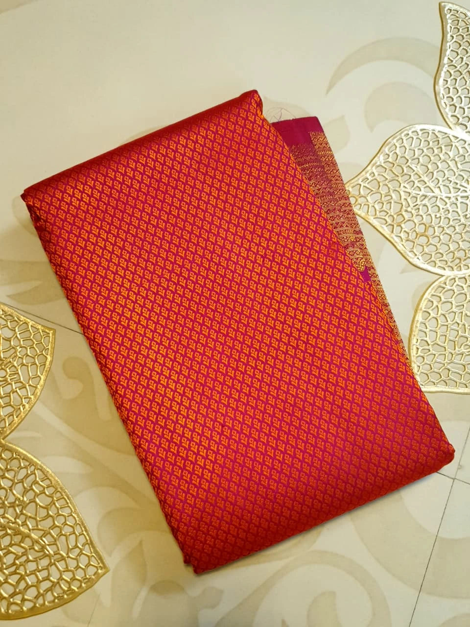 2G Pure Kanjivaram Silk Saree in Rich Rani Pink with Fine Gold Zari & Traditional Zari Pallu | Silkmark Certified