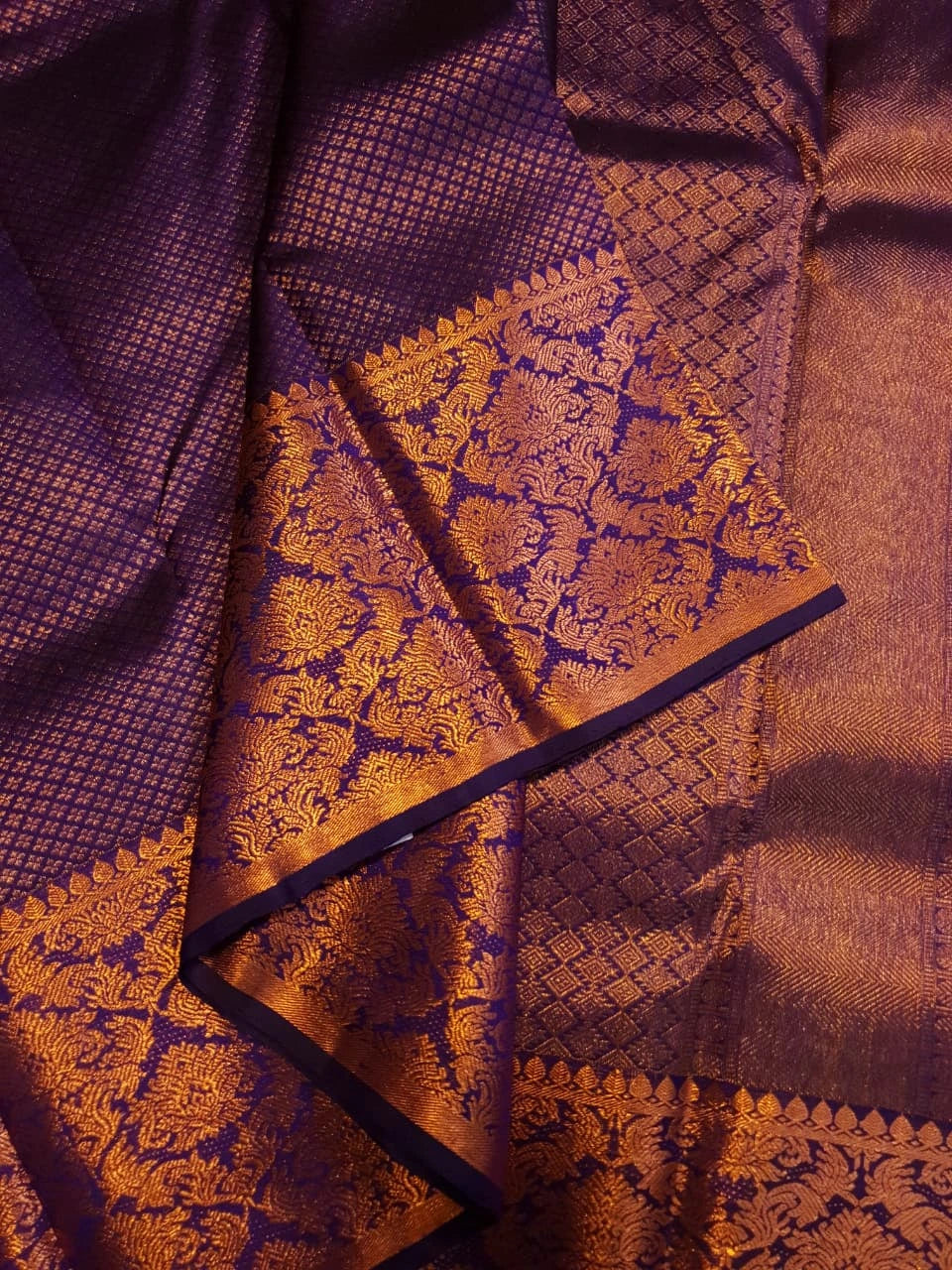 2G Pure Kanjivaram Silk Saree in Navy Blue with Fine Gold Zari Checks & Rich Floral Zari Border | Silkmark Certified