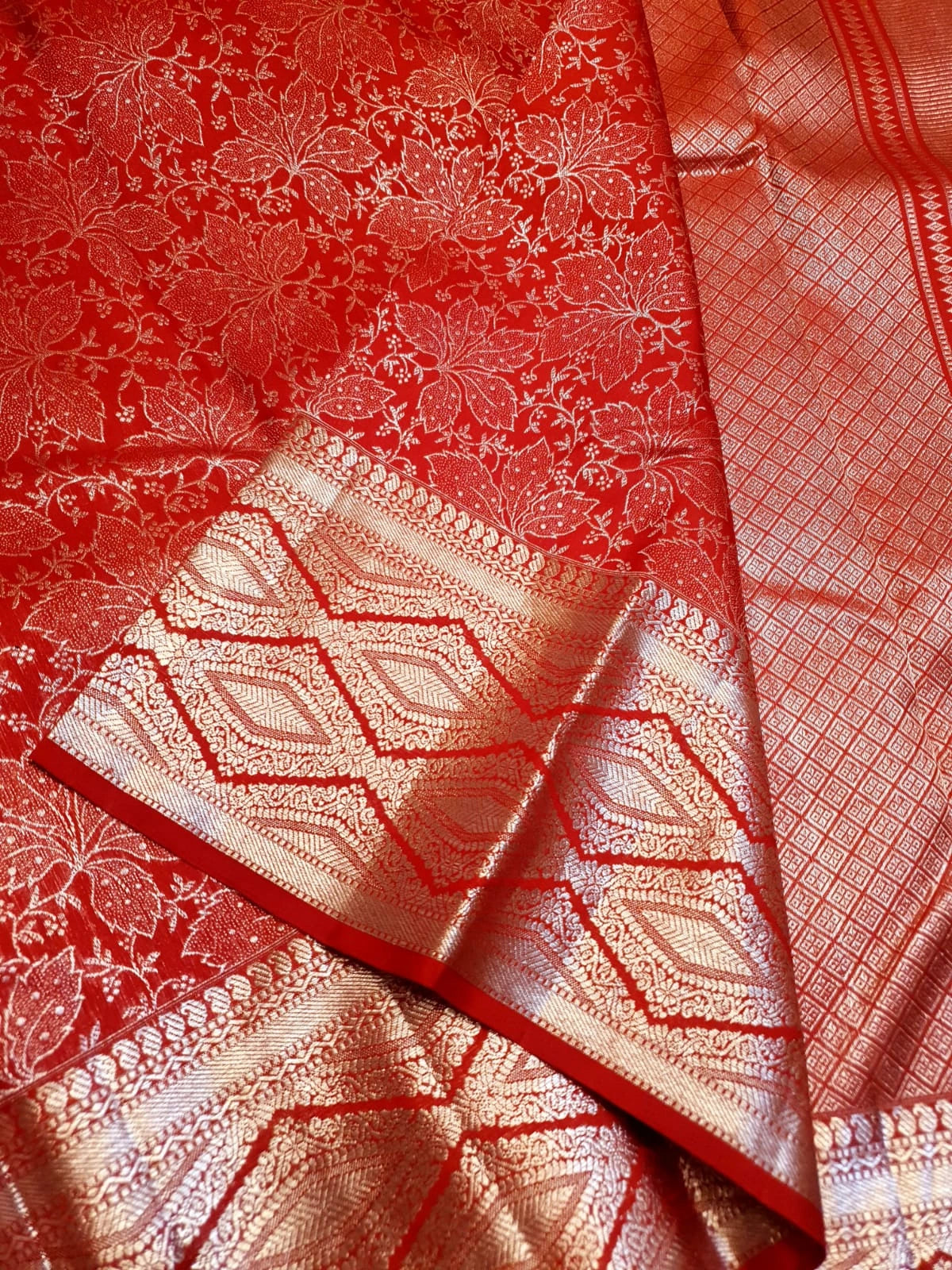 2G Pure Kanjivaram Silk Saree in Bright Red with All-Over Floral Zari Weave & Rich Silver Zari Border | Silkmark Certified
