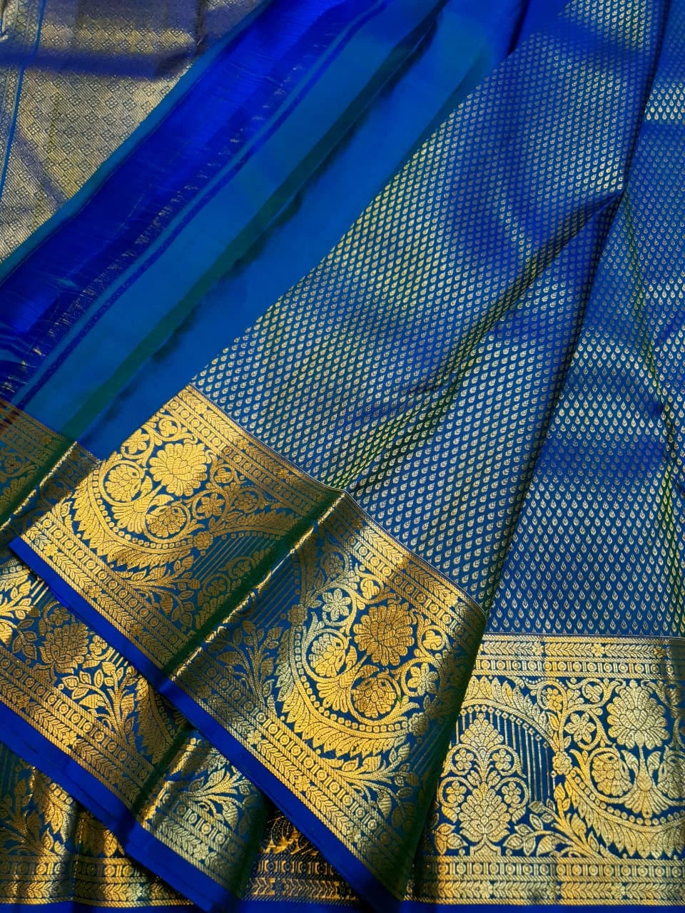 2G Pure Kanjivaram Silk Saree in Royal Blue with Gold Zari Buttas & Rich Floral Zari Border | Silkmark Certified
