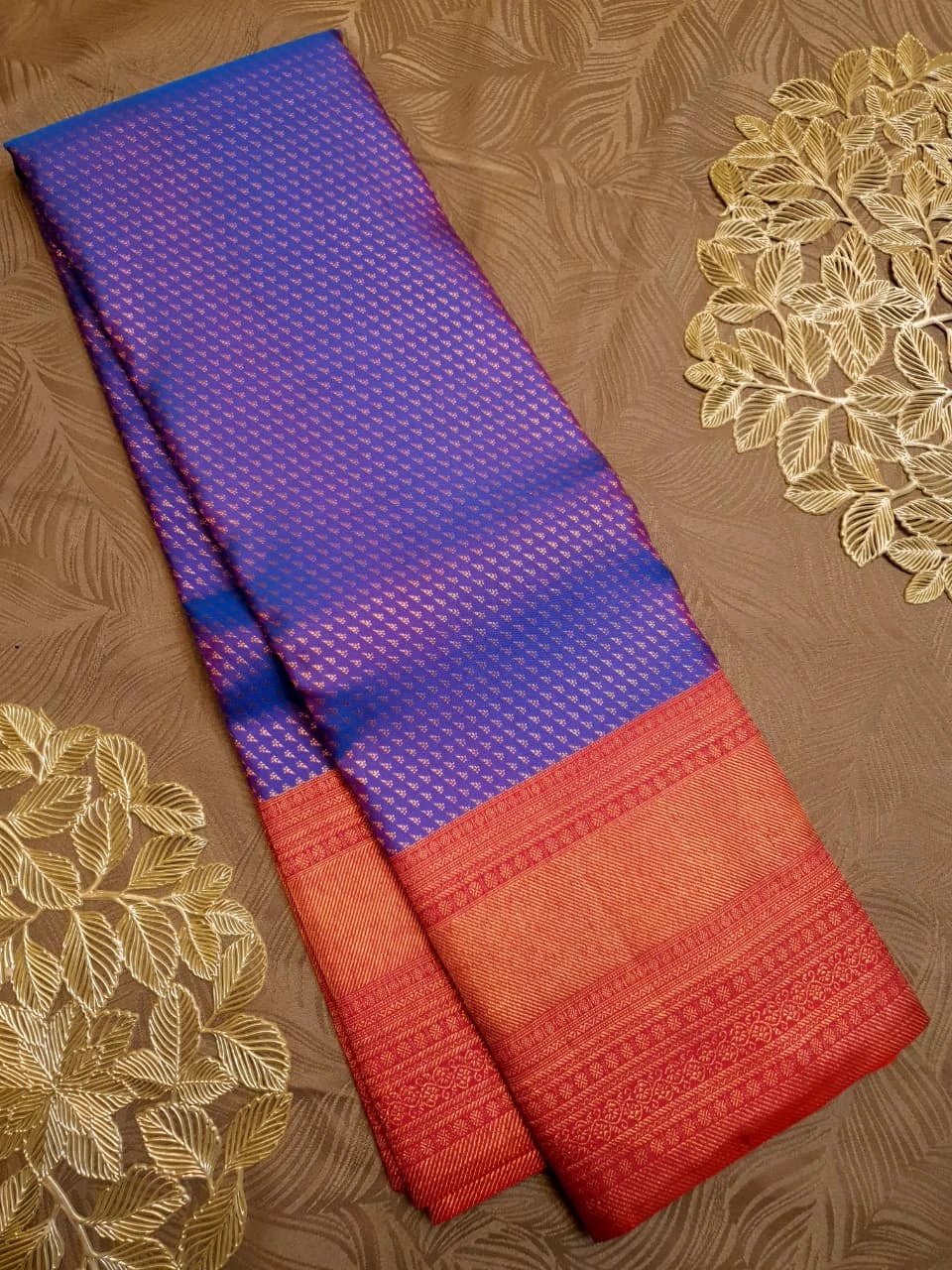 2G Pure Kanjivaram Silk Saree in Royal Blue with Fine Gold Zari Buttas & Contrast Red Zari Border | Silkmark Certified