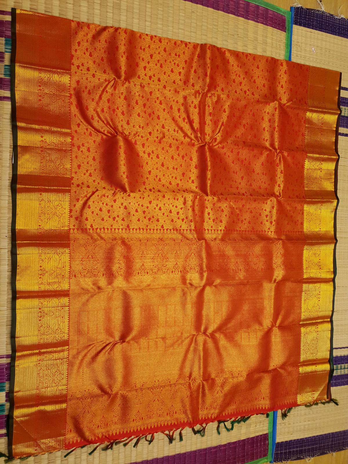 2G Pure Kanjivaram Silk Saree in Bright Orange with Heart Buttas & Rich Gold Zari Pallu | Silkmark Certified