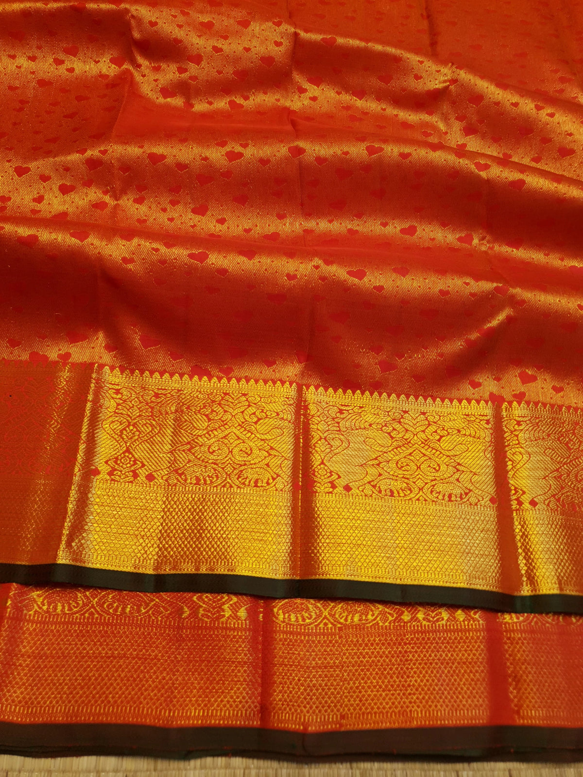 2G Pure Kanjivaram Silk Saree in Bright Orange with Heart Buttas & Rich Gold Zari Pallu | Silkmark Certified