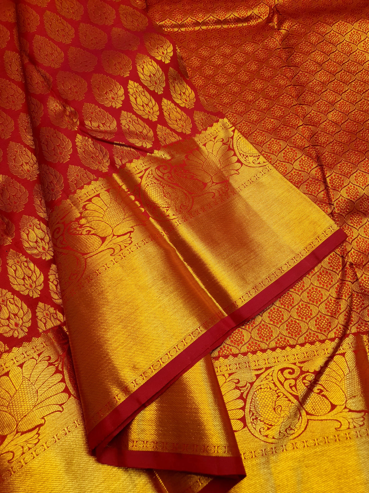 2G Pure Kanjivaram Silk Saree in Red with Rich Gold Zari Floral Buttas & Grand Zari Pallu | Silkmark Certified