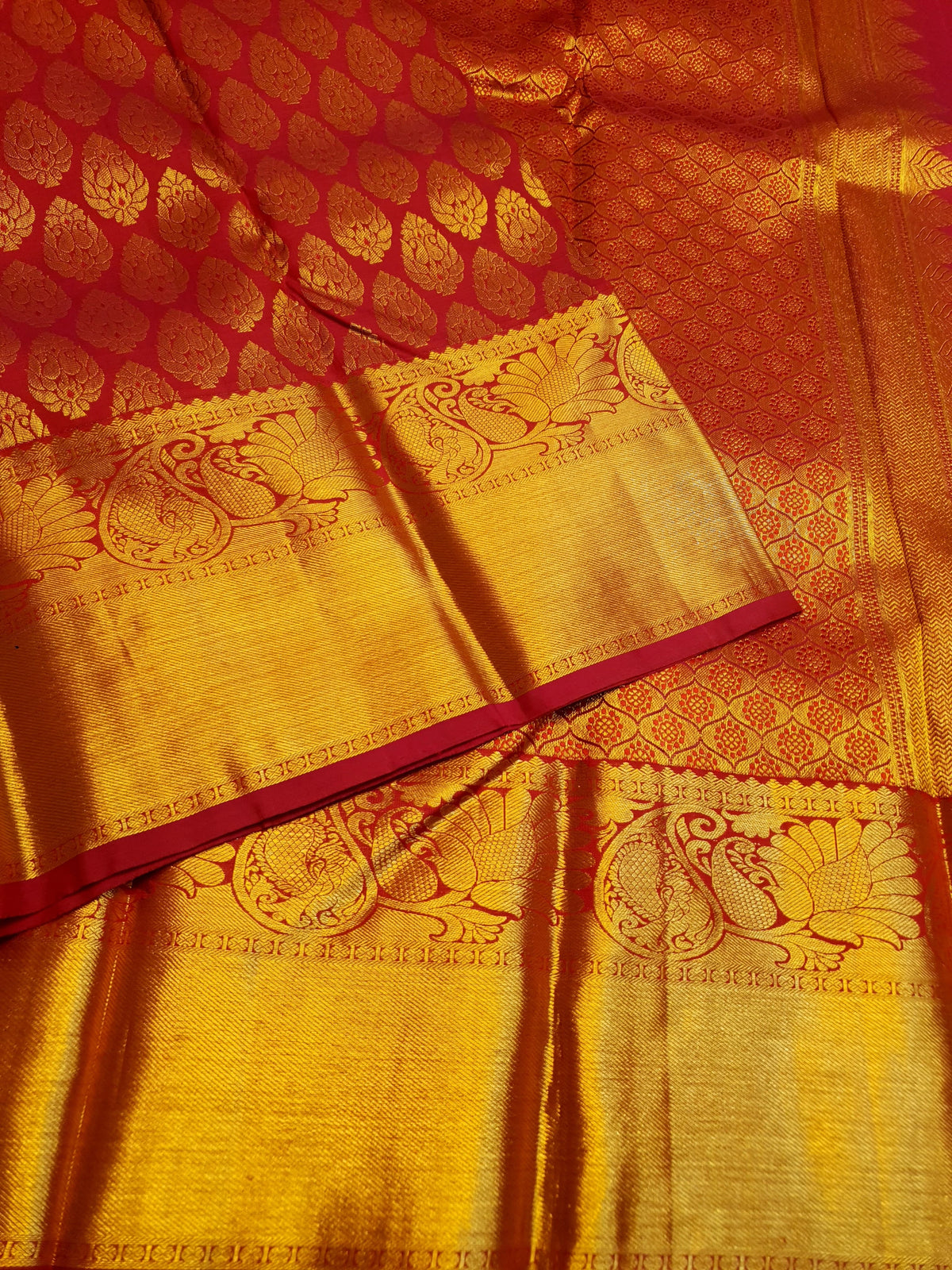 2G Pure Kanjivaram Silk Saree in Red with Rich Gold Zari Floral Buttas & Grand Zari Pallu | Silkmark Certified