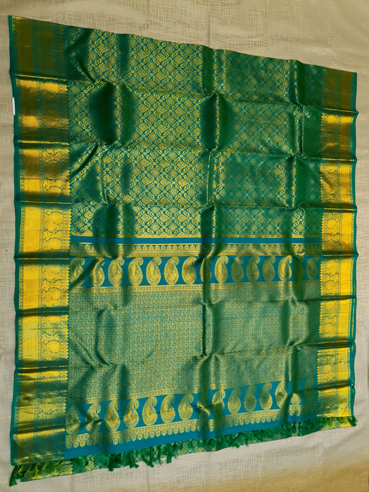2G Pure Kanjivaram Silk Saree in Peacock Green with Full-Body Floral Zari Weave & Peacock Zari Border | Silkmark Certified