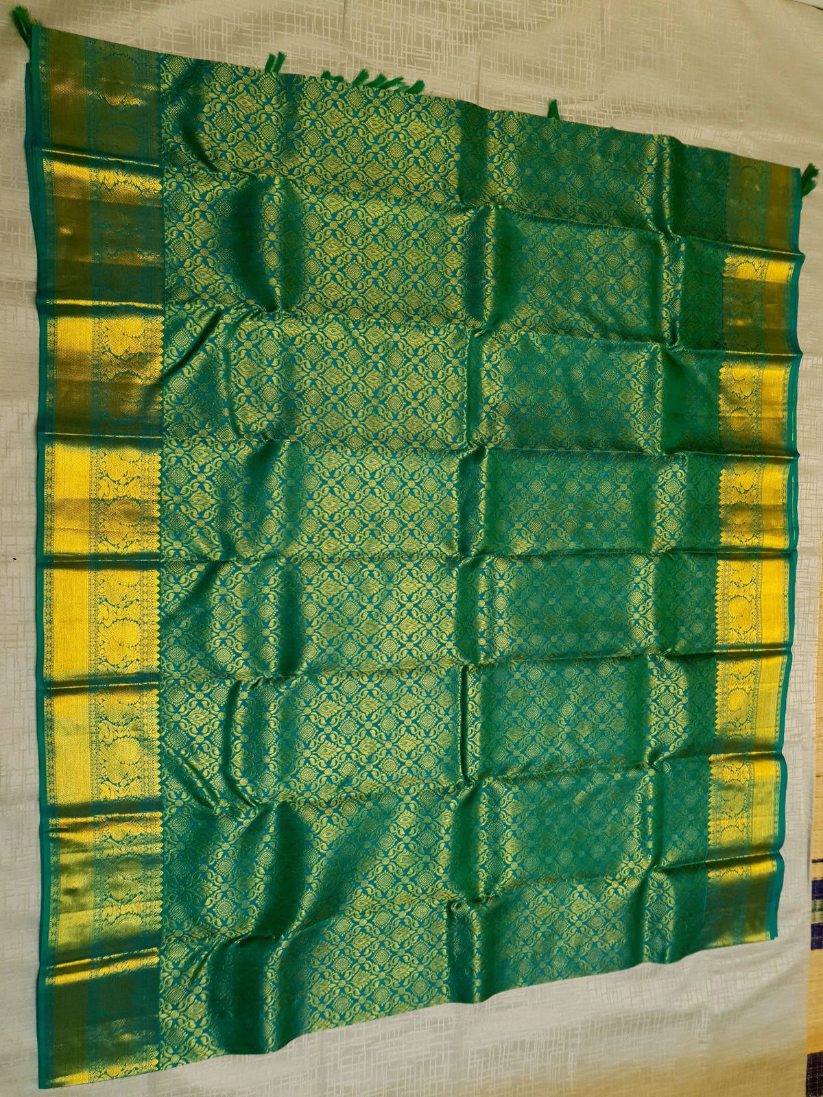 2G Pure Kanjivaram Silk Saree in Peacock Green with Full-Body Floral Zari Weave & Peacock Zari Border | Silkmark Certified